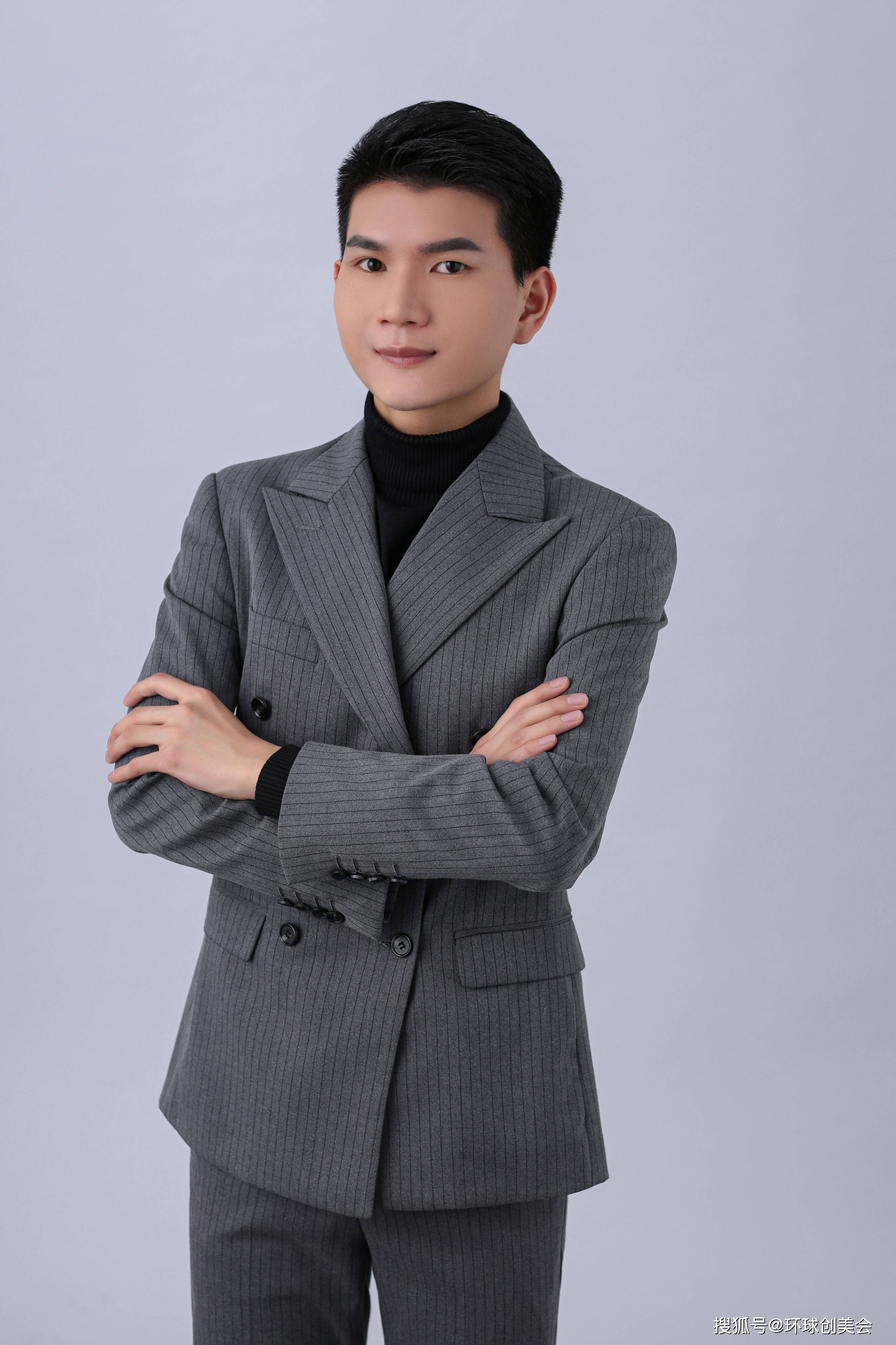 张进飘 品牌视觉系统总监
